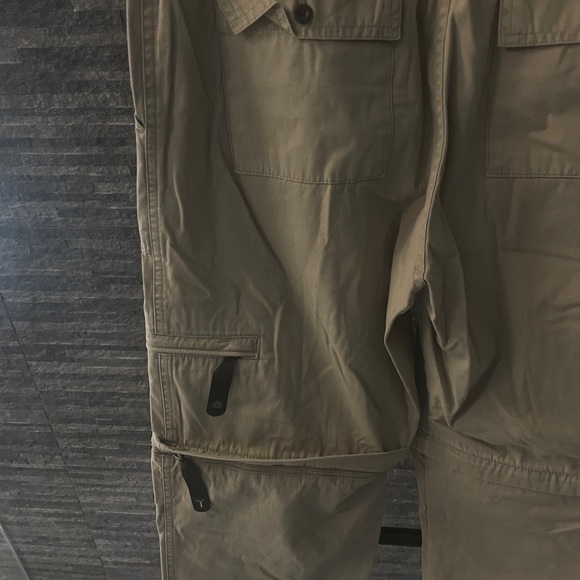 Nike ACG Cargo Convertible Pants / Shorts size medium - Picture 8 of 14